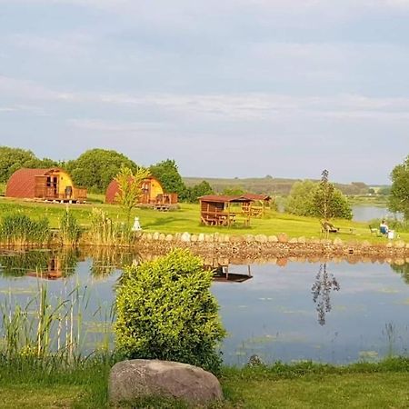 Camp Genys Hotel Jurbarkas Bagian luar foto