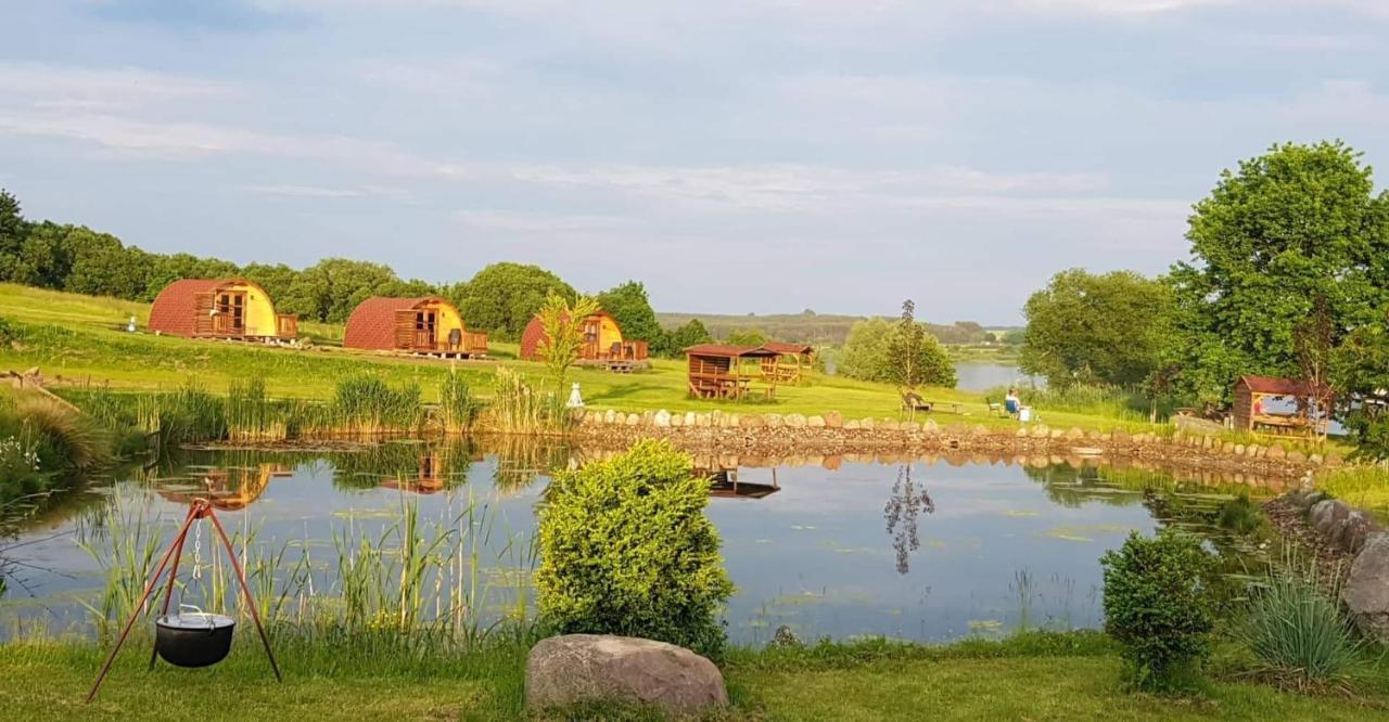 Camp Genys Hotel Jurbarkas Bagian luar foto
